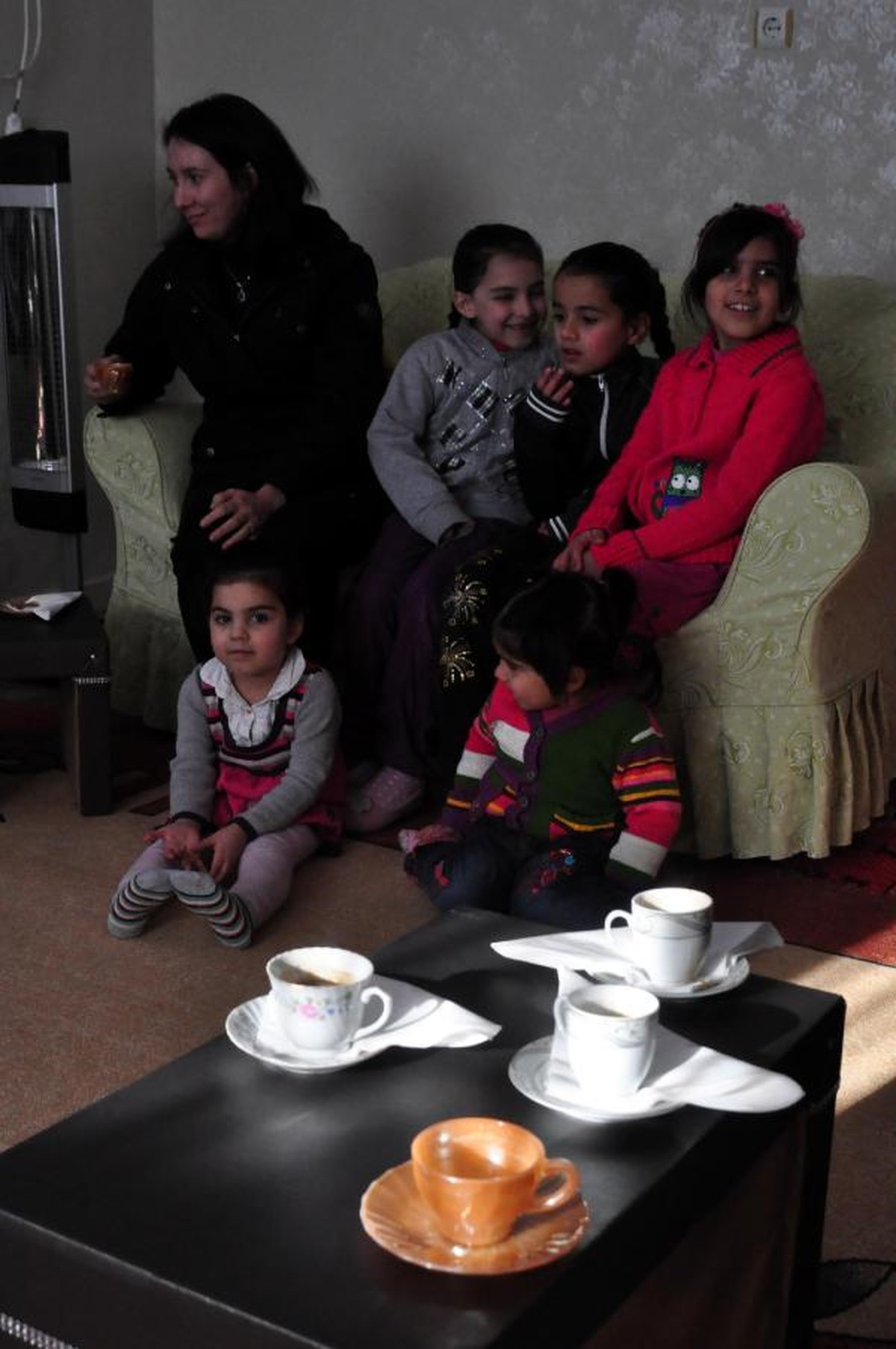 Dicle Kaymakamı 8 Kız Çocuğunu Kurtardı