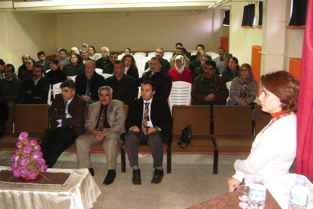 Doğanşehir\'de, "Aktif Veli Başarılı Öğrenci" Projesinin İkinci Semineri Yapıldı