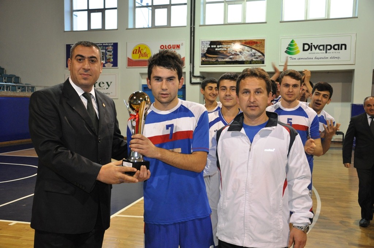 Düzce Teml Voleybolda Kupaya Uzandı
