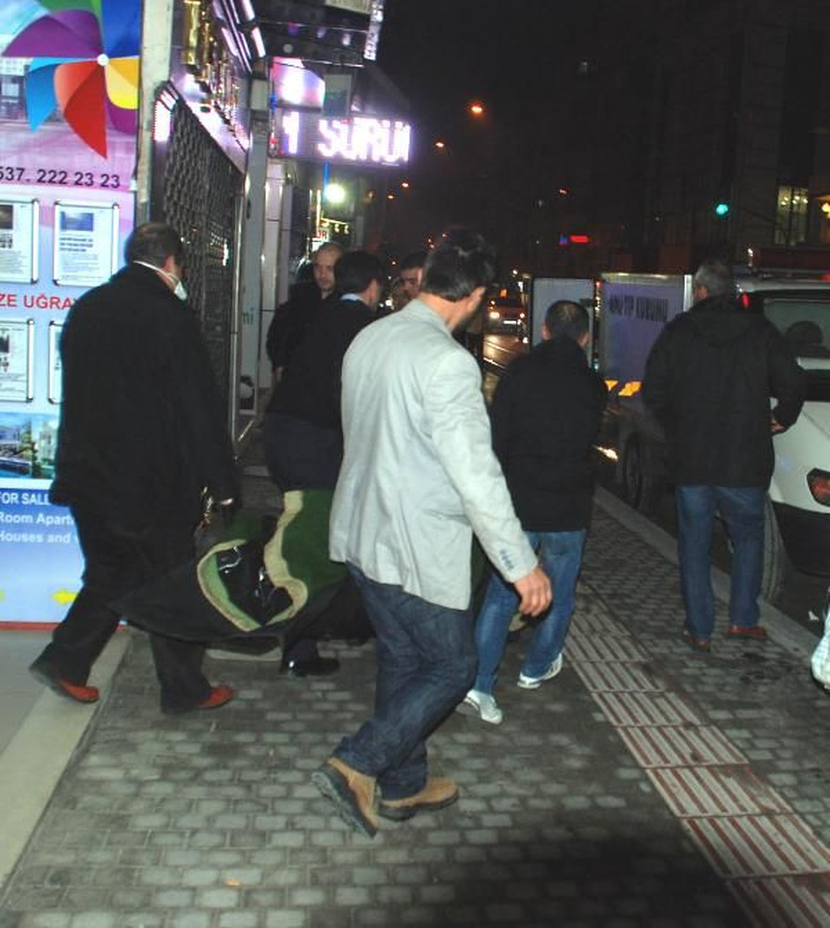 Evinde Ölü Bulundu