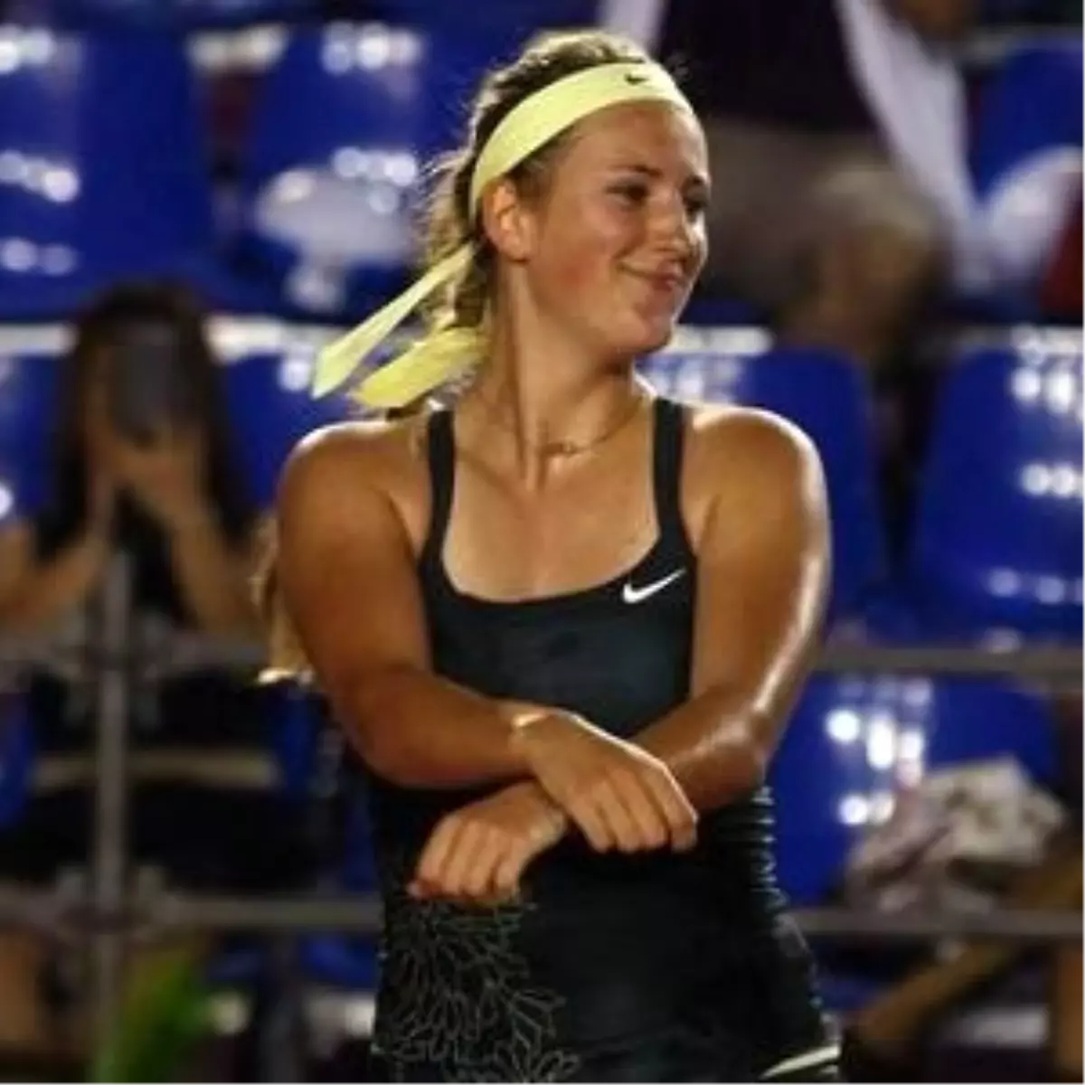 Güzel Tenisçiden Nefes Kesen Dans