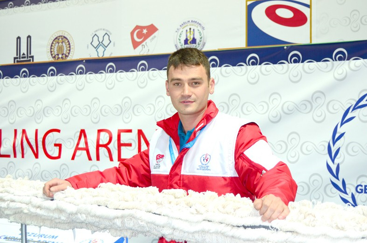 Genç Milli Curling Takımı Dünya Curling Şampiyonası Avrupa Elemeleri İçin Çek Cumhuriyeti\'nin...