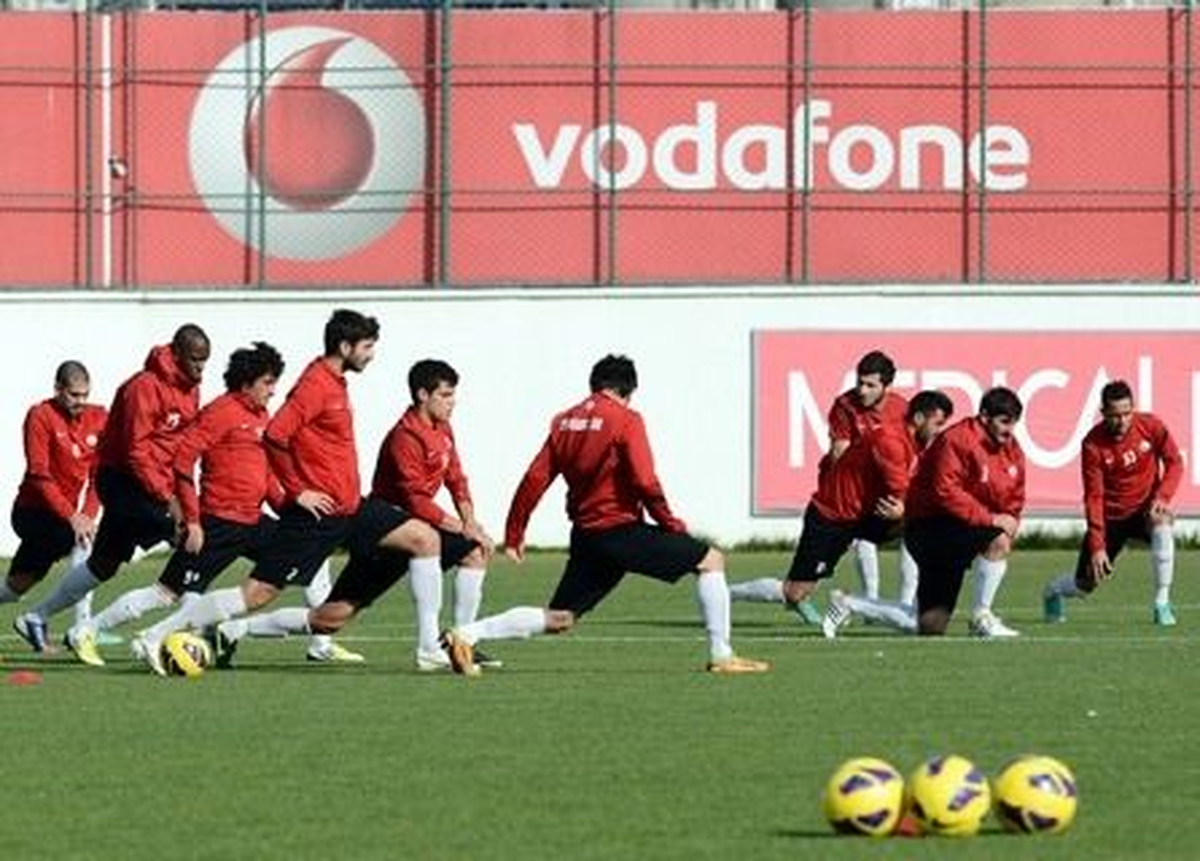 İstanbul Büyükşehir Belediyespor\'un Antalya Kampı