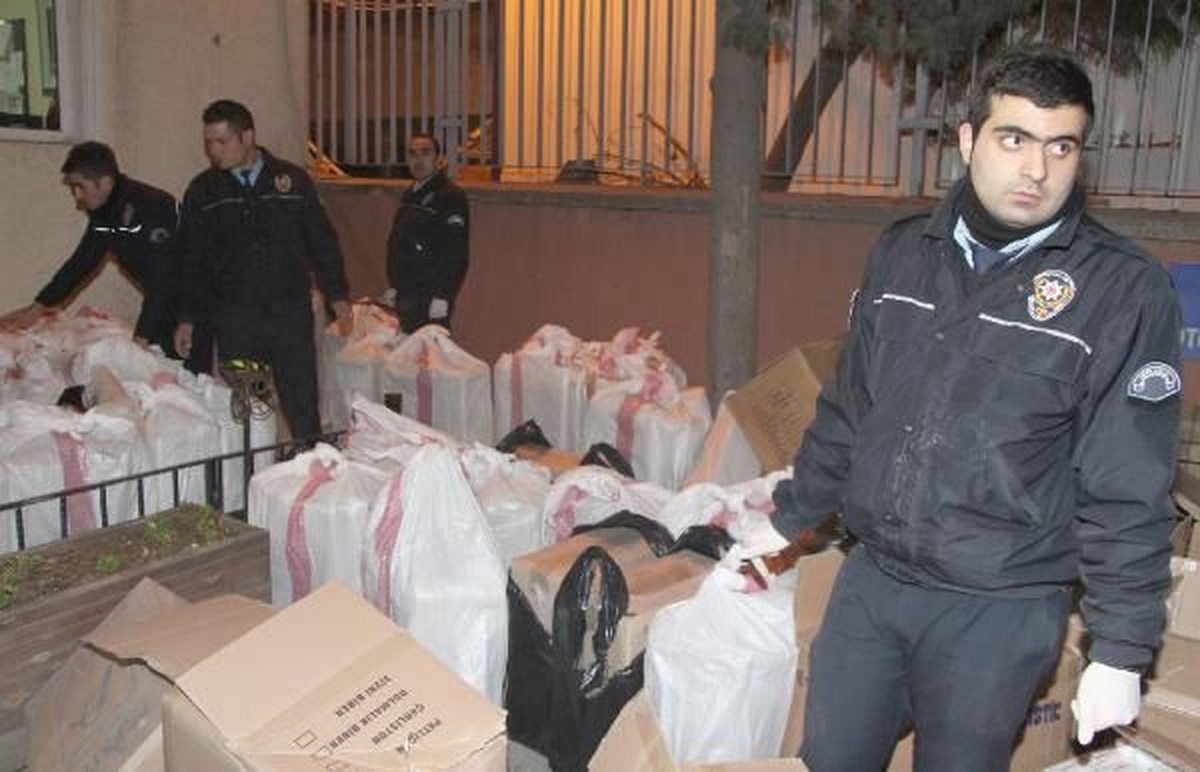10 Bin Paket Kaçak Sigara Ele Geçirildi