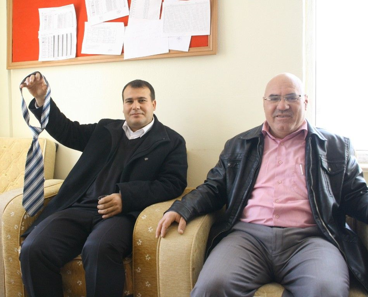 Öğretmenler, Serbest Kıyafetle Derse Girdi