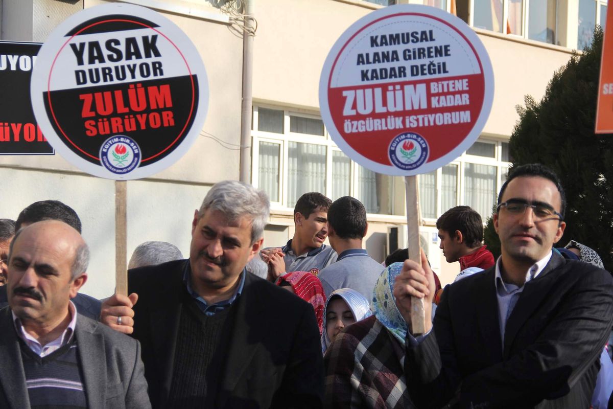 Öğretmenlerden Sivil İtaatsizlik Eylemi