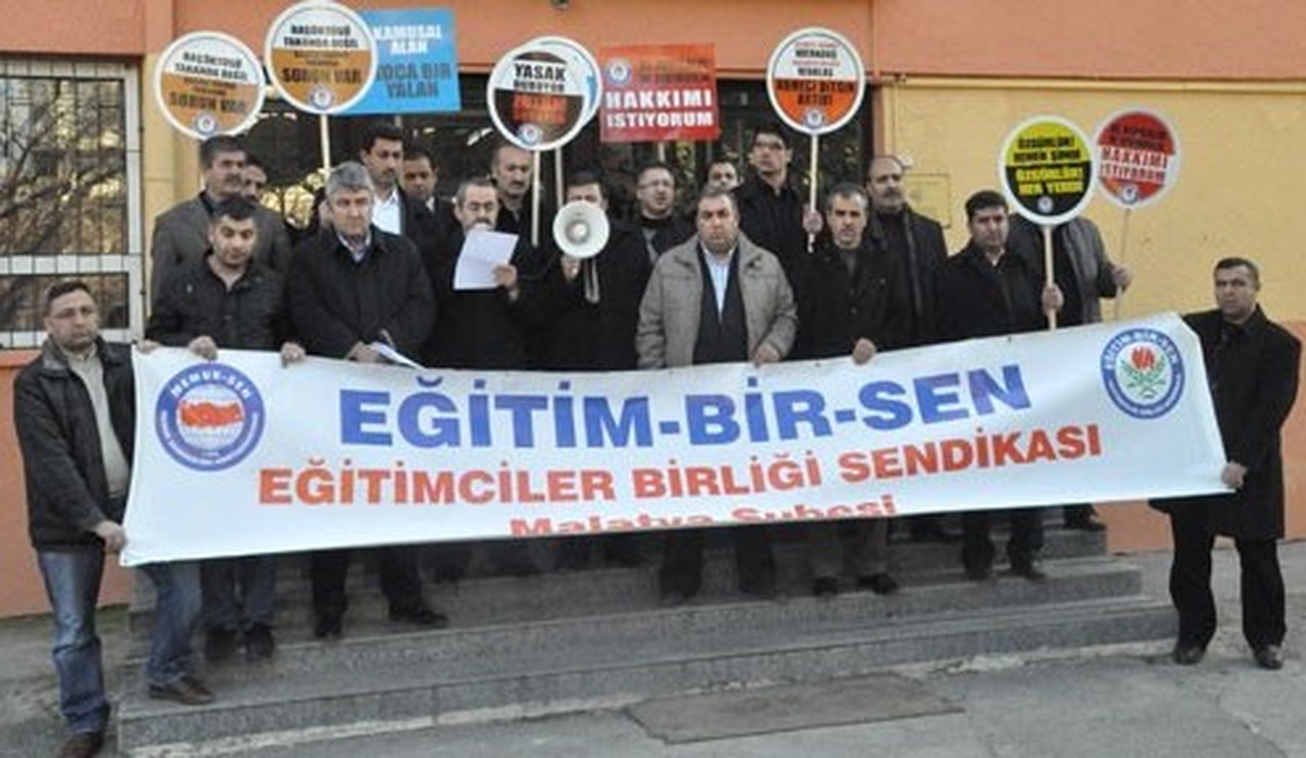 Öğretmenlere de Kıyafet Serbestliği Getirilmesi Talebi