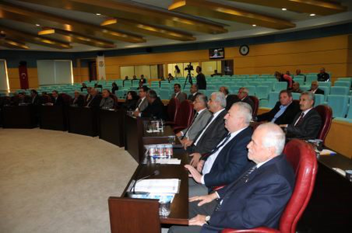 Tarsus Belediye Meclisi Yılın İlk Toplantısını Yaptı