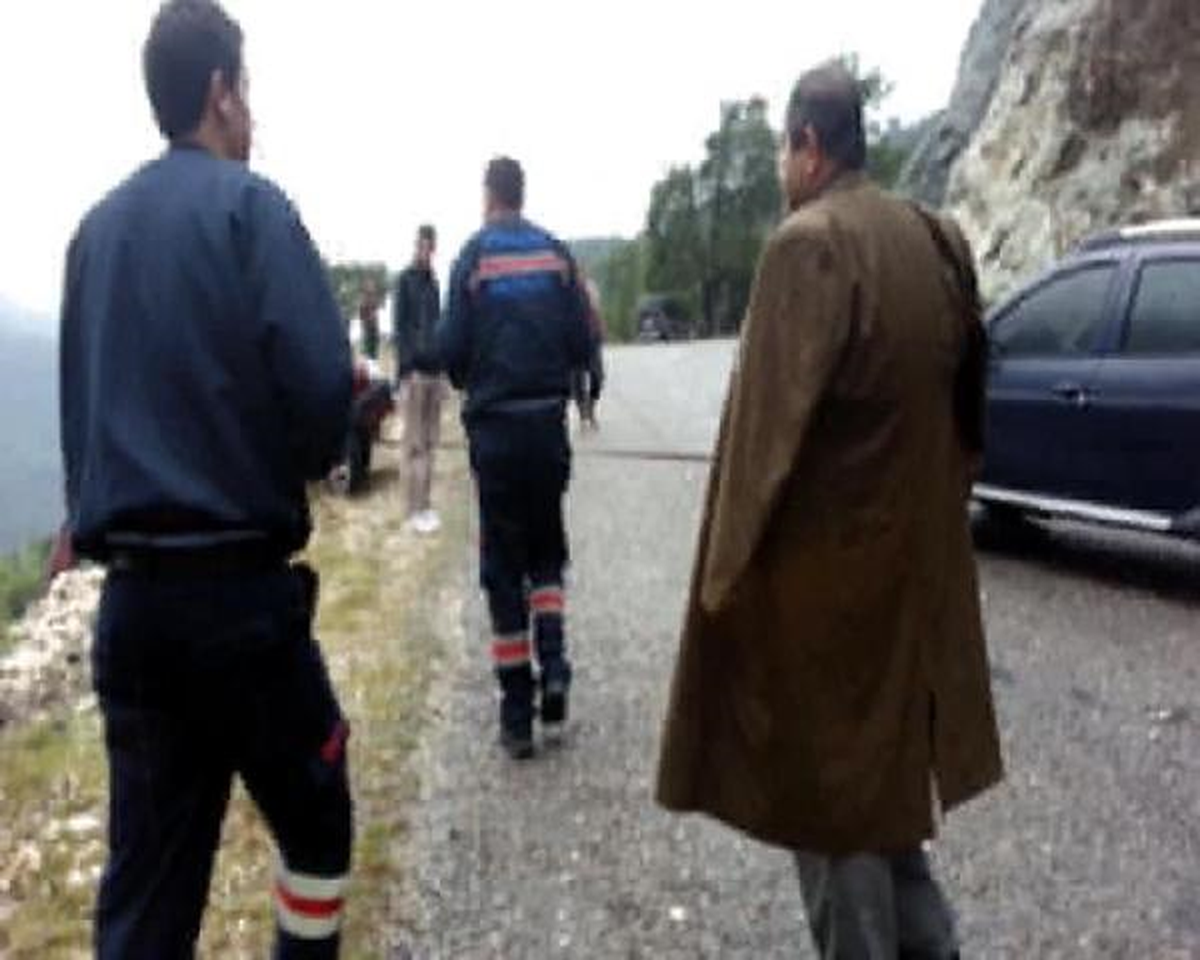 Uçurumun Kenarında Yaşama Tutundular