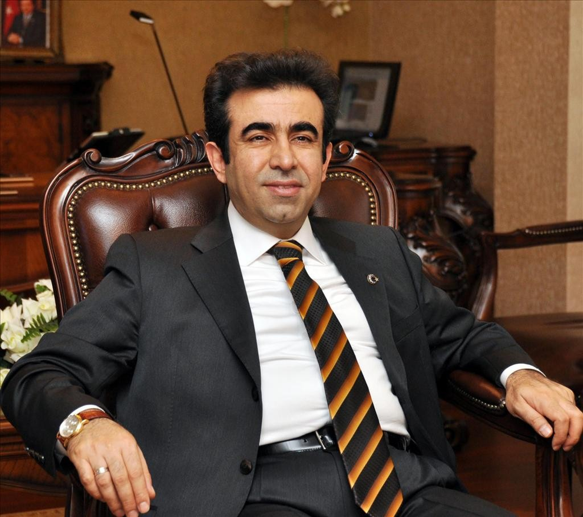 Vali Güzeloğlu, Mtosb\'nin Yönetimini Sanayiciye Bıraktı