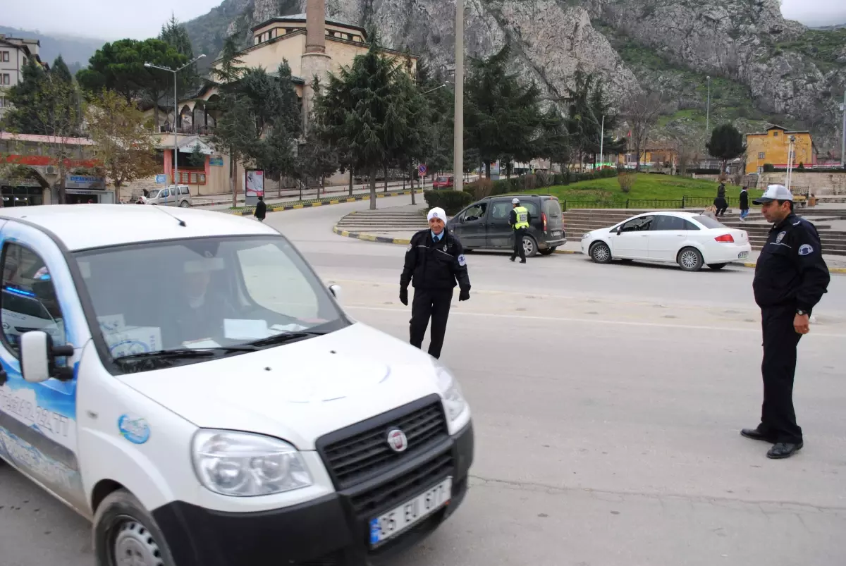 Amasya Polisinden Emniyet Kemeri Denetimi