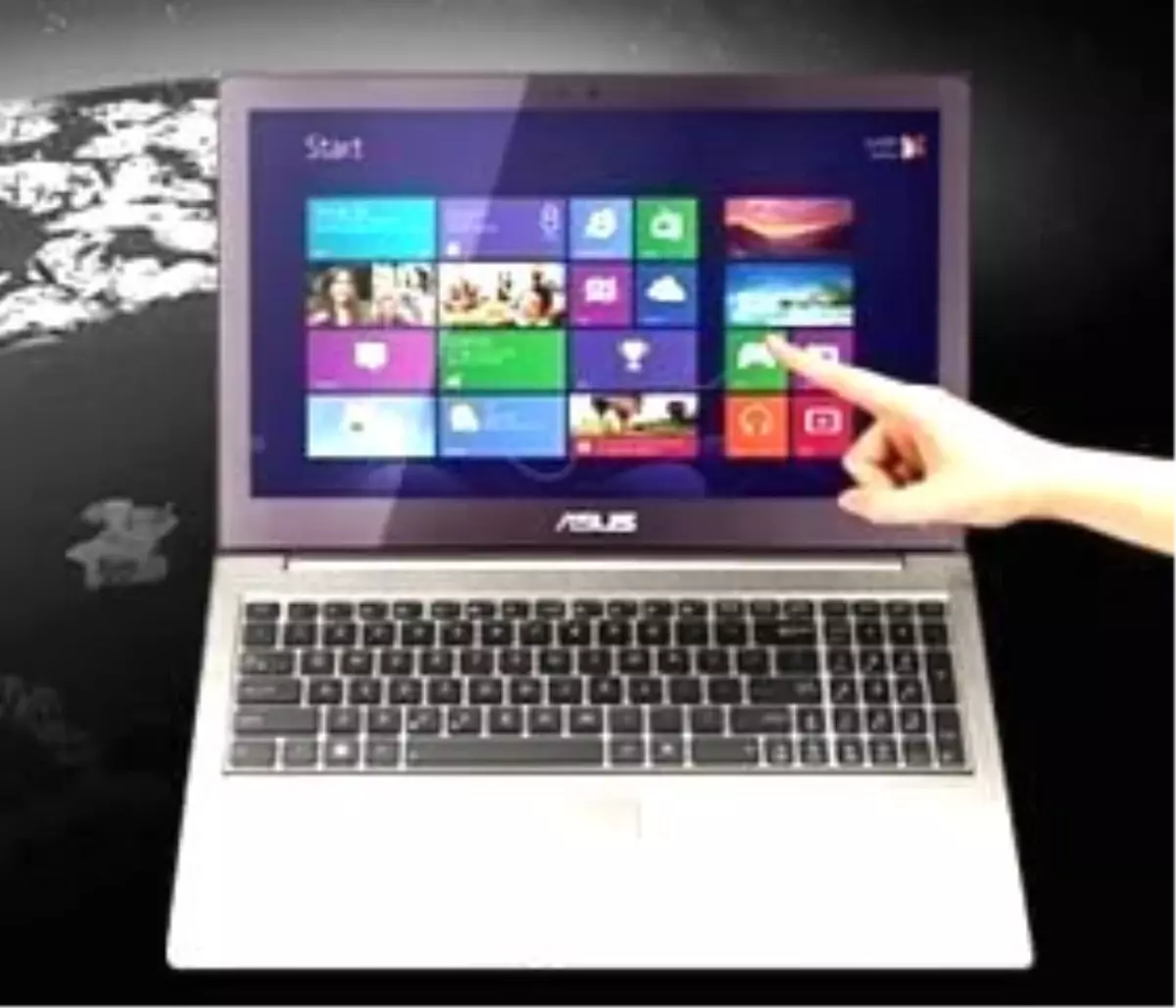 Asus\'un Yeni Dokunmatik Ekranlı Dizüstüsünün Detayları Yayınlandı!