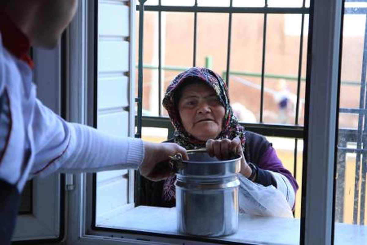 Büyükşehir Aşevlerinden 836 Bin Kişiye Yemek Dağıtıldı