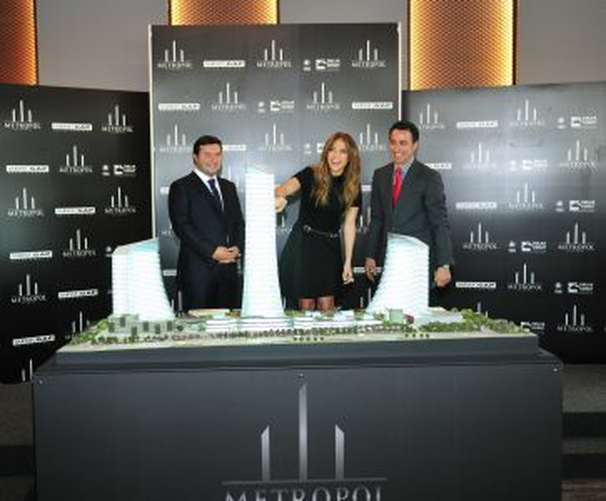 Jennifer Lopez\'li Metropol İstanbul Reklamları Başladı
