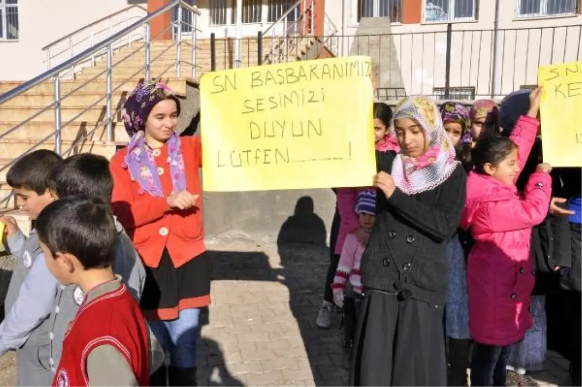 Palu\'da 40 Öğrenci 4 Aydır Okula Gitmiyor