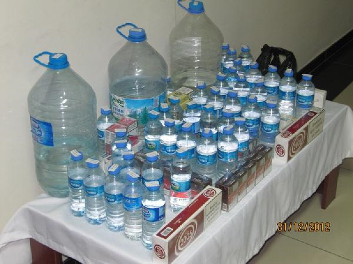 Su Şişelerinde Kaçak Rakı