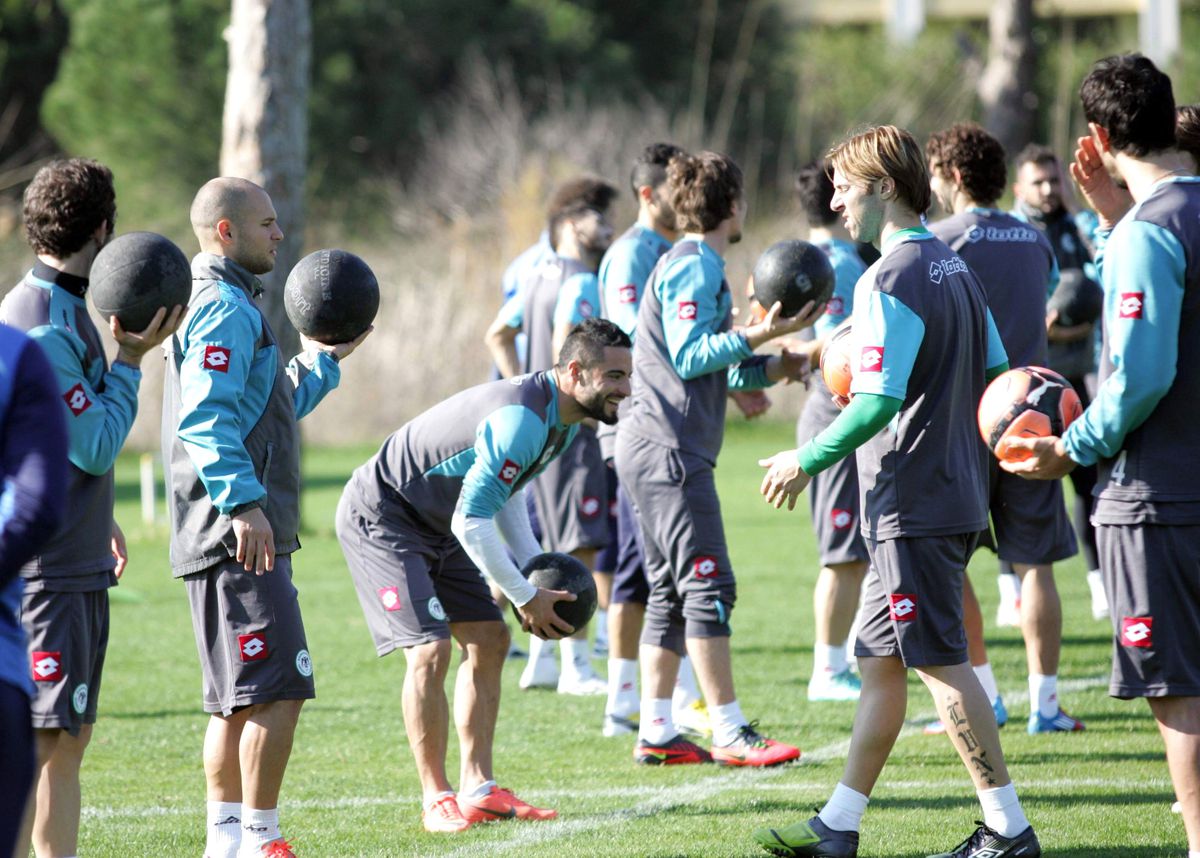Torku Konyaspor\'un Antalya Kampı Devam Ediyor