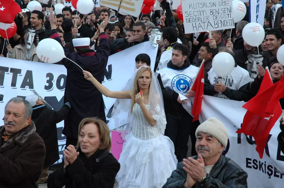 Atama Bekleyen Öğretmene Kötü Haber