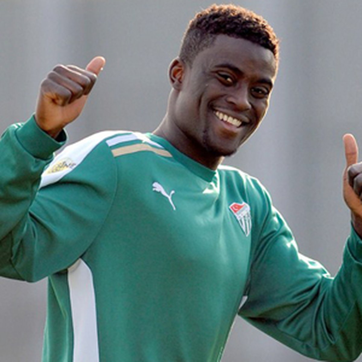 Bursaspor\'un Yıldızına \'Ada\' Kancası