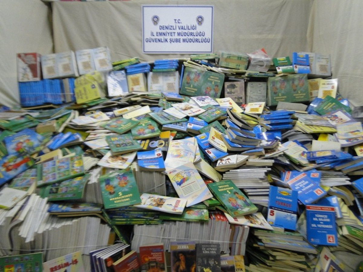 Denizli\'de Kitap Operasyonu