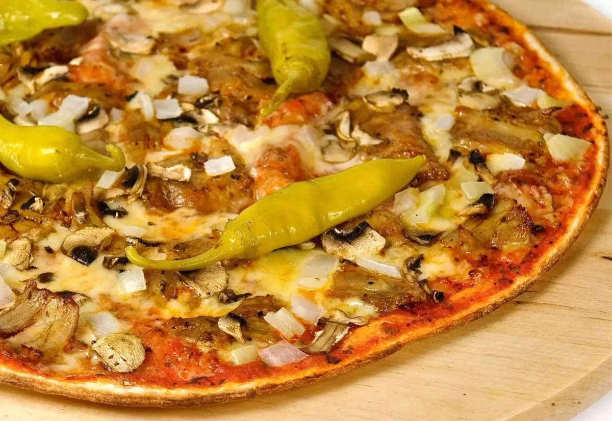 Döner Kebablı Pizza İsveç\'te Birinci