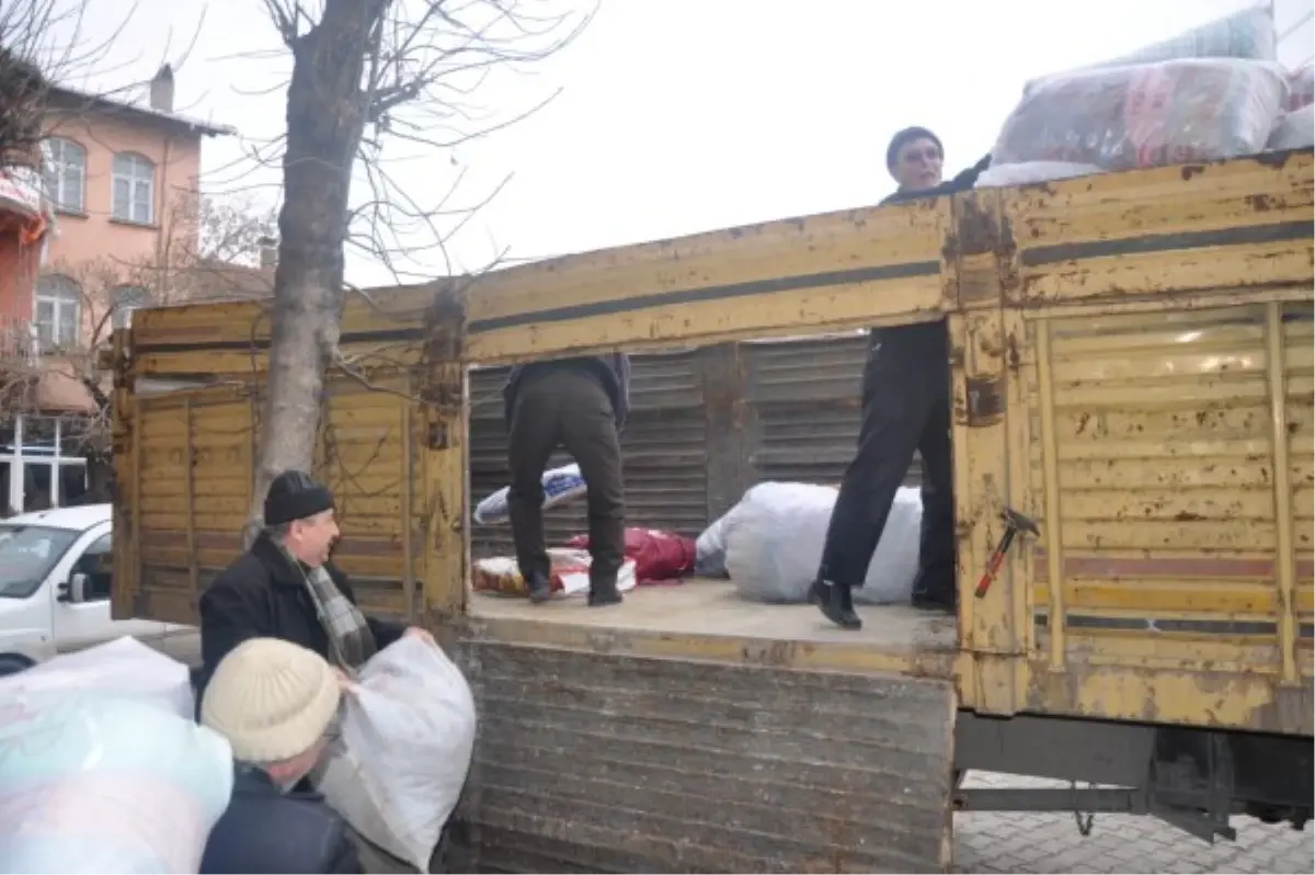 Emet\'ten Suriye\'ye Yardım