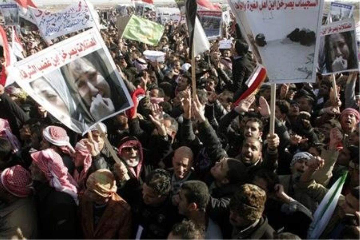 Irak\'ta Başbakan Maliki Karşıtı Protestolar