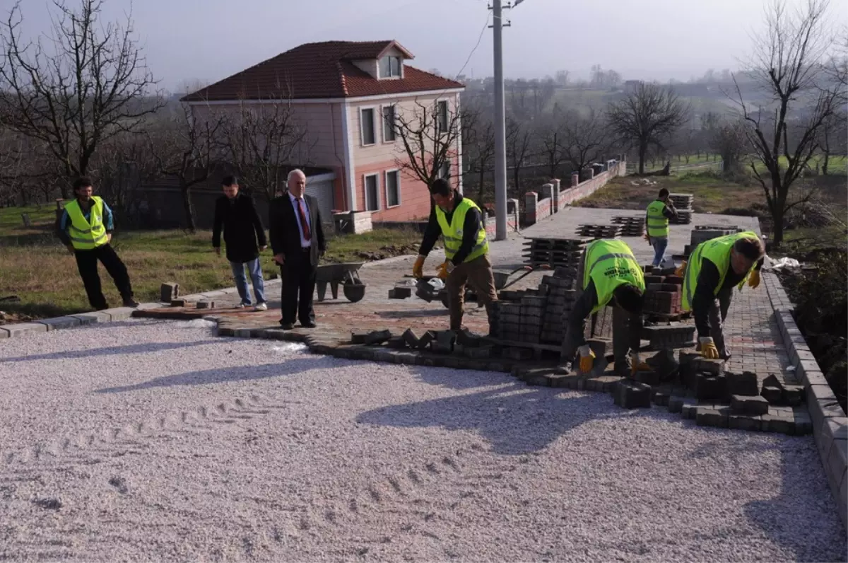 Kartepe\'de Üst Yapı Hizmetleri Aralıksız Sürüyor