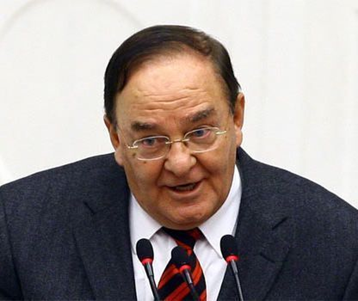 Tbmm Adalet Komisyonu Başkanı İyimaya: "Anayasa Yeniden Okunmalı"