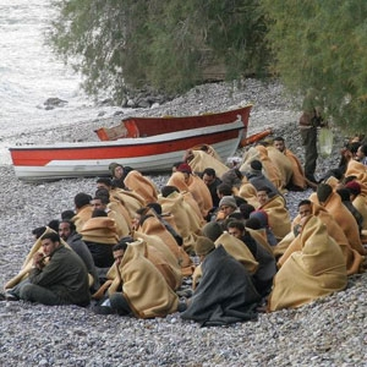 Girit Adası Açıklarında 50 Kaçak Göçmen Yakalandı