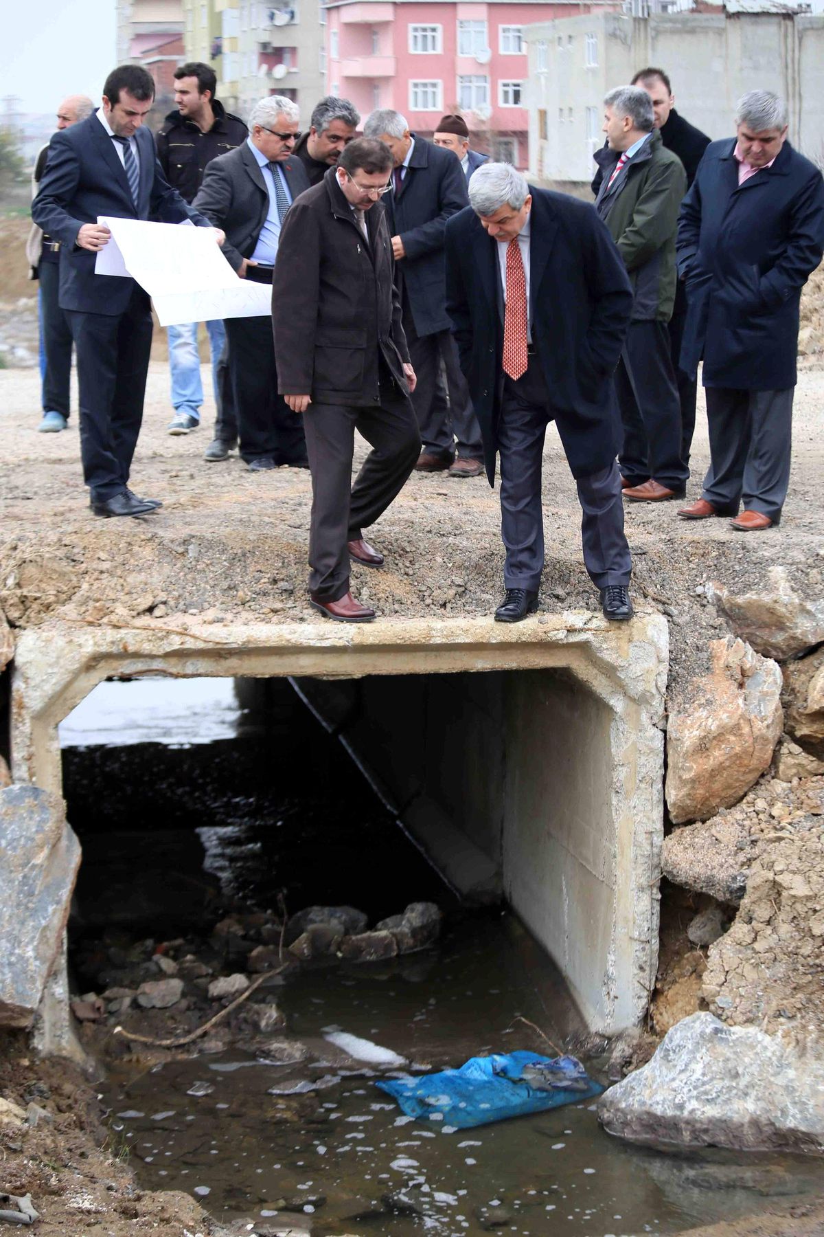 Karaosmanoğlu, Gebze ve Darıca\'da İncelemelerde Bulundu