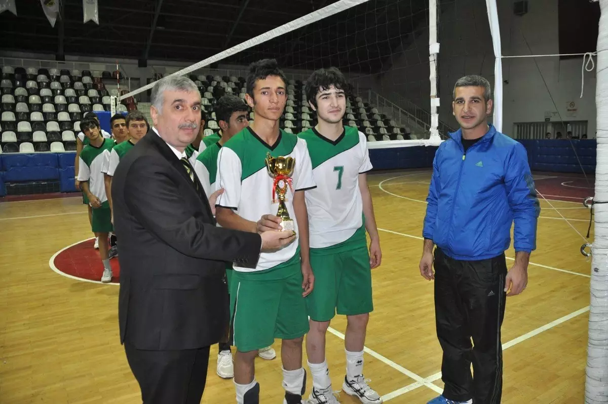 Okullar Arası Gençler Voleybol İl Birinciliği