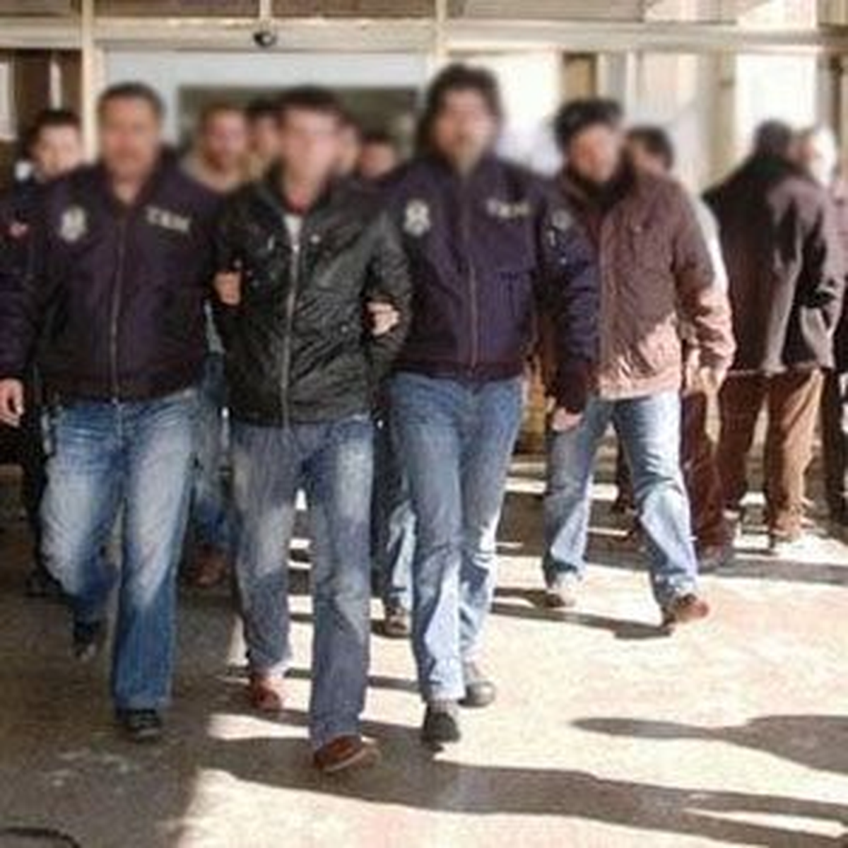 Şırnak\'ta Kck Operasyonu: 16 Gözaltı