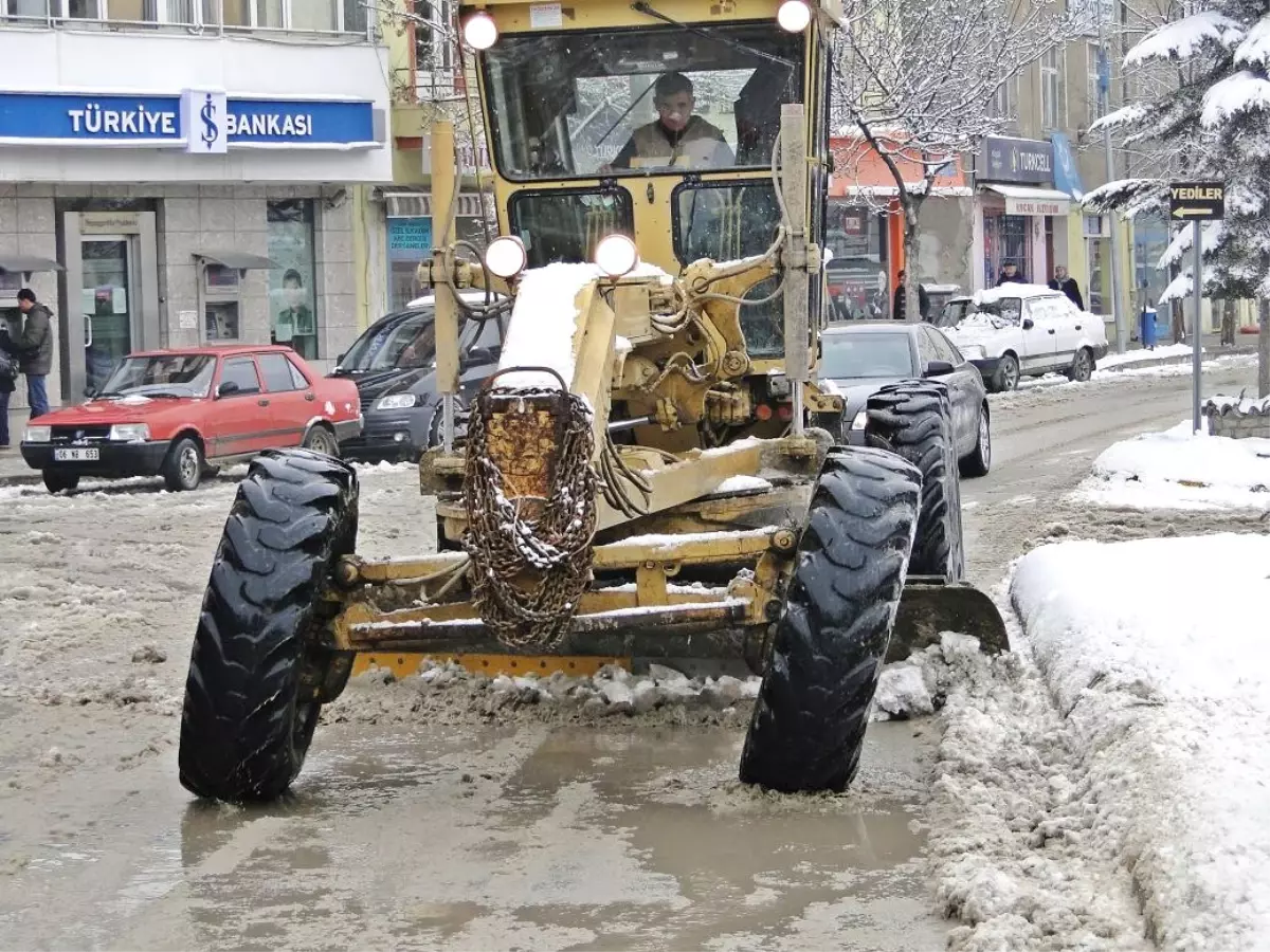 Sungurlu Belediyesi Kış Hazırlıklarını Tamamladı