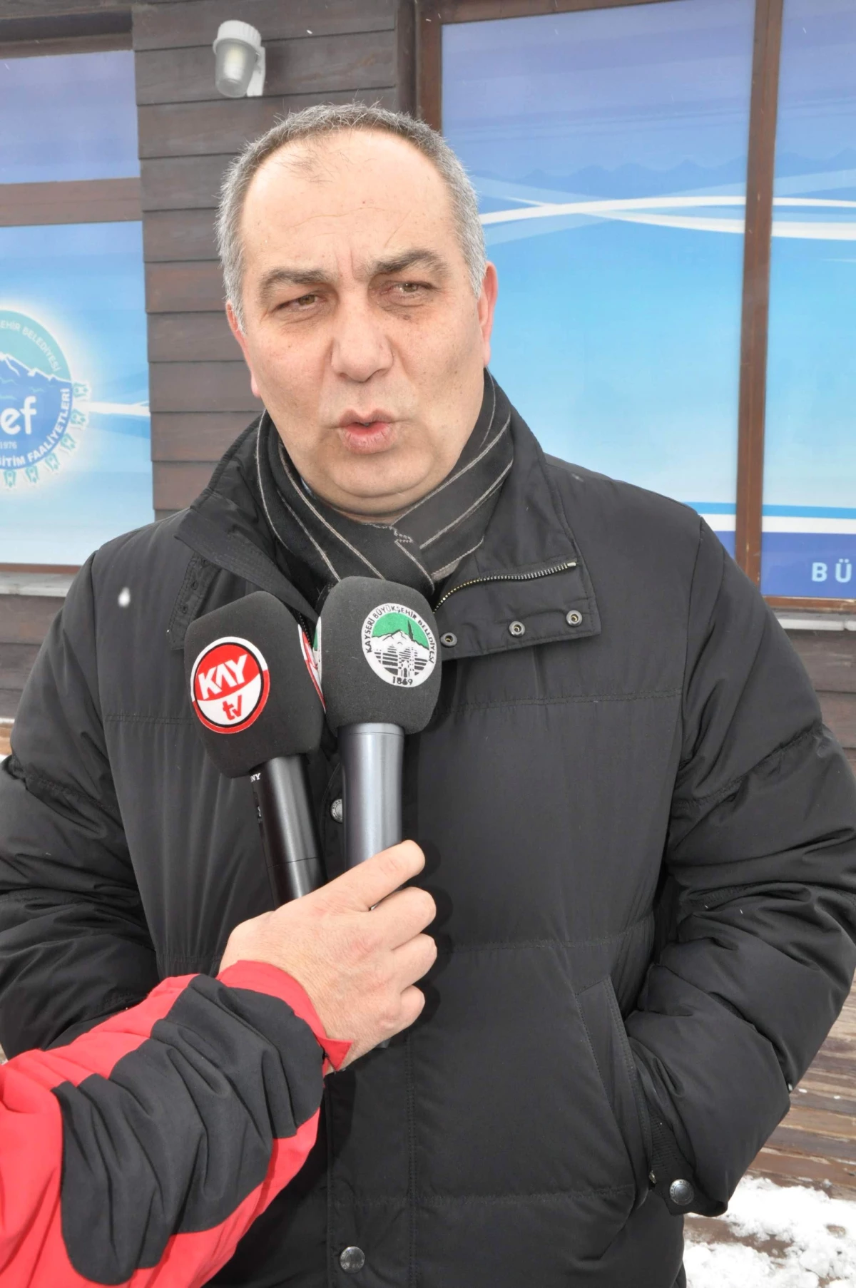 Türkiye Kayak Federasyonu Başkanı Özer Ayık\'tan Açıklamalar
