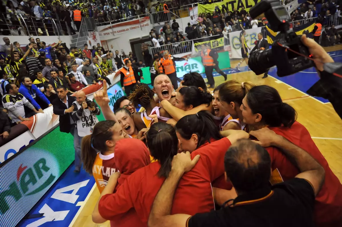 Basketbol: Spor Toto Kadınlar Türkiye Kupası