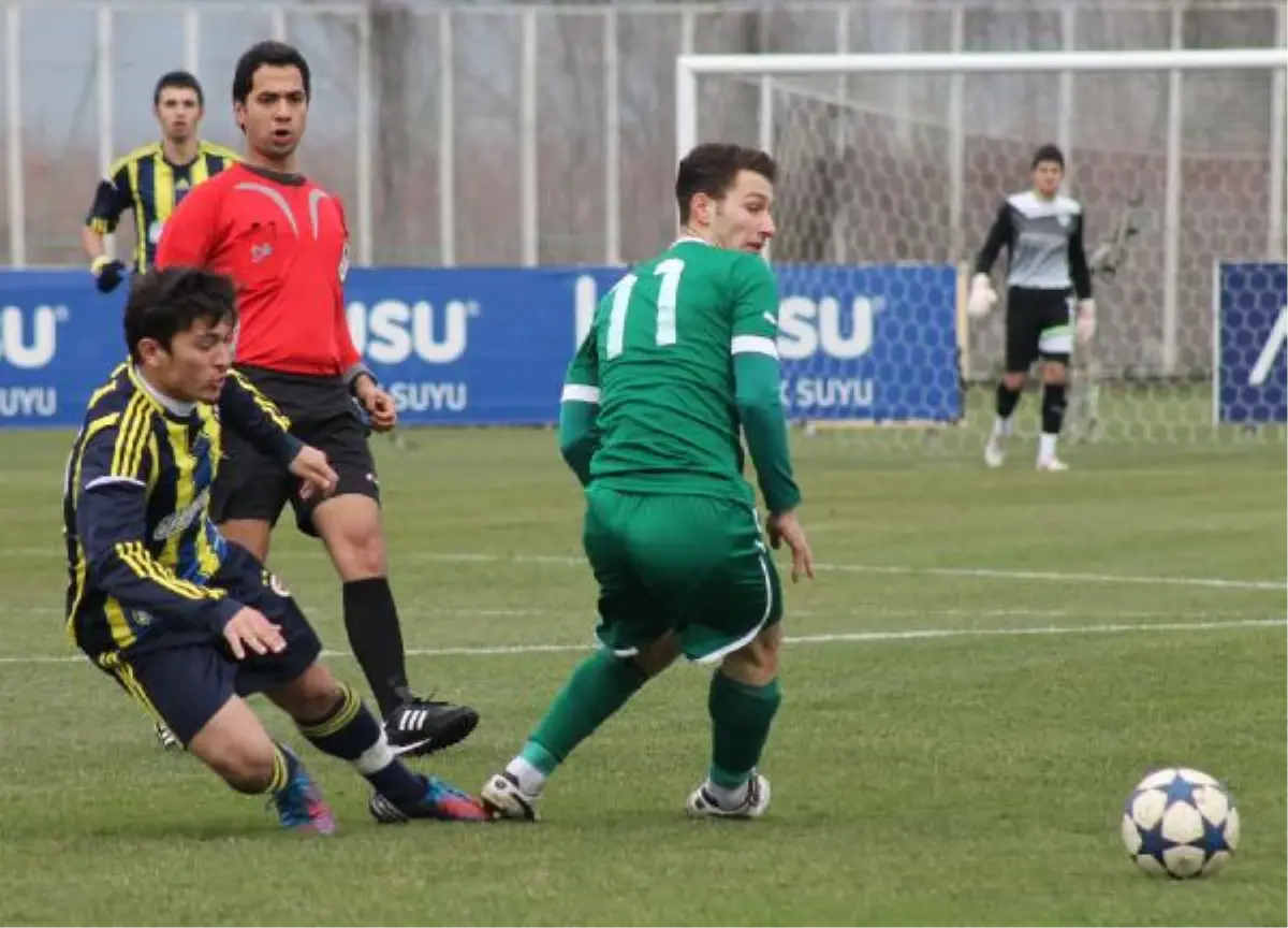 Bursaspor U-18 - Fenerbahçe: 4-4