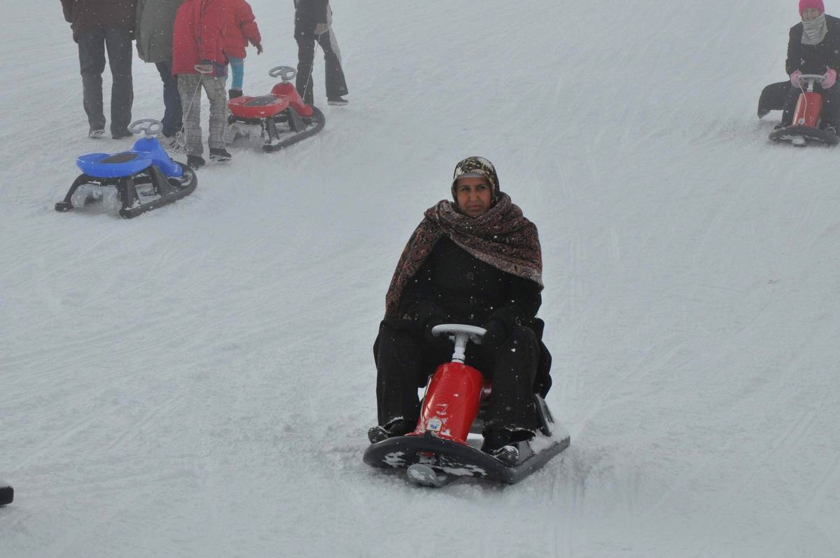Erciyes\'te Sisli Havada Kayak Keyfi