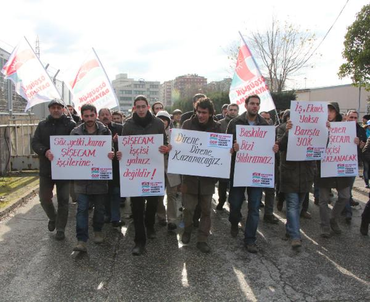 Şişecam İşçileri Eylemde Onuncu Güne Girdi