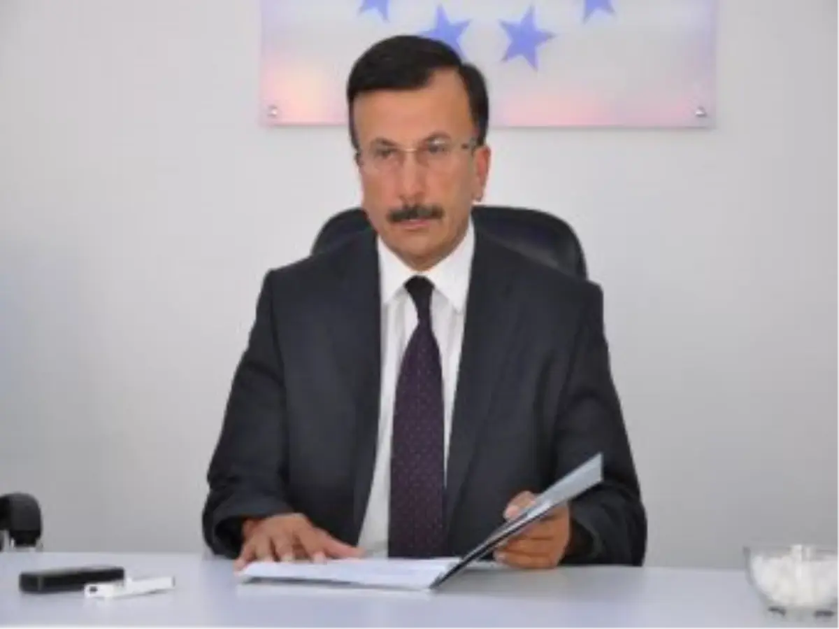 Tümsiad\'da Burucu Güven Tazeledi