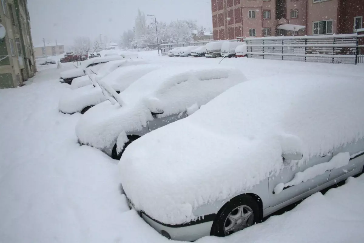 Erzincan\'da Kar Tatili İki Güne Çıktı