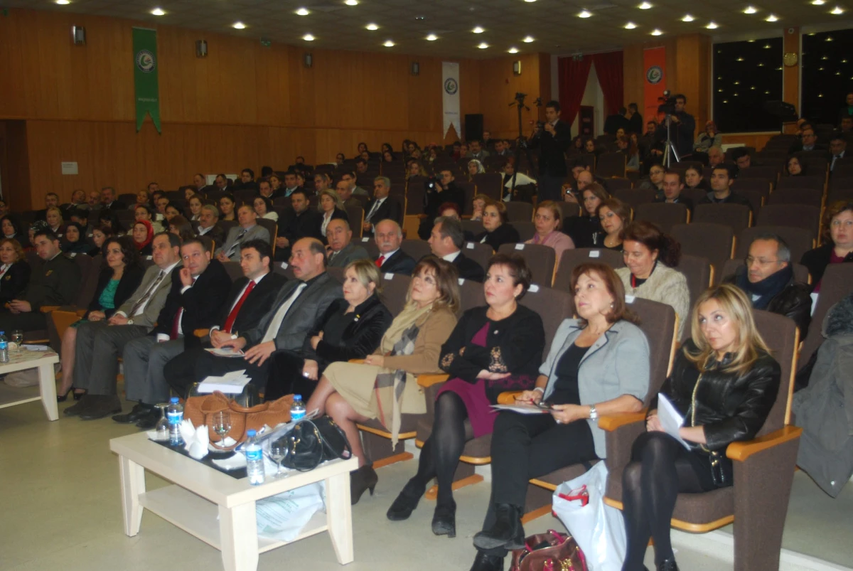 Giresun Üniversitesi\'nde Kadın Çalıştayı