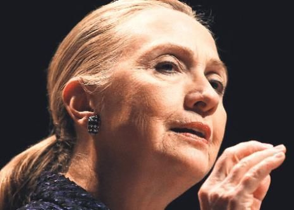 Hillary Clinton İşbaşı Yaptı