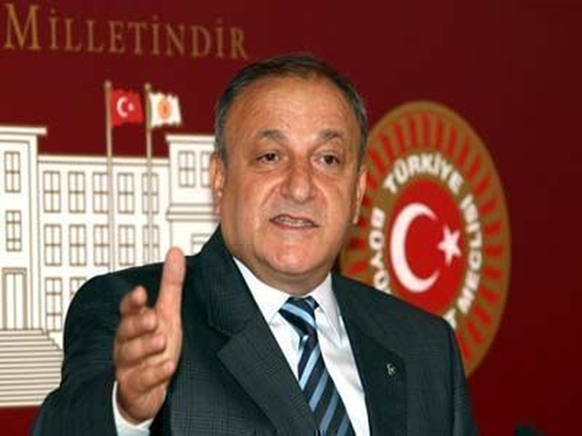 Mhp\'li Vural: Terör Örgütüne Kredi Verme Yarışına Girdiler