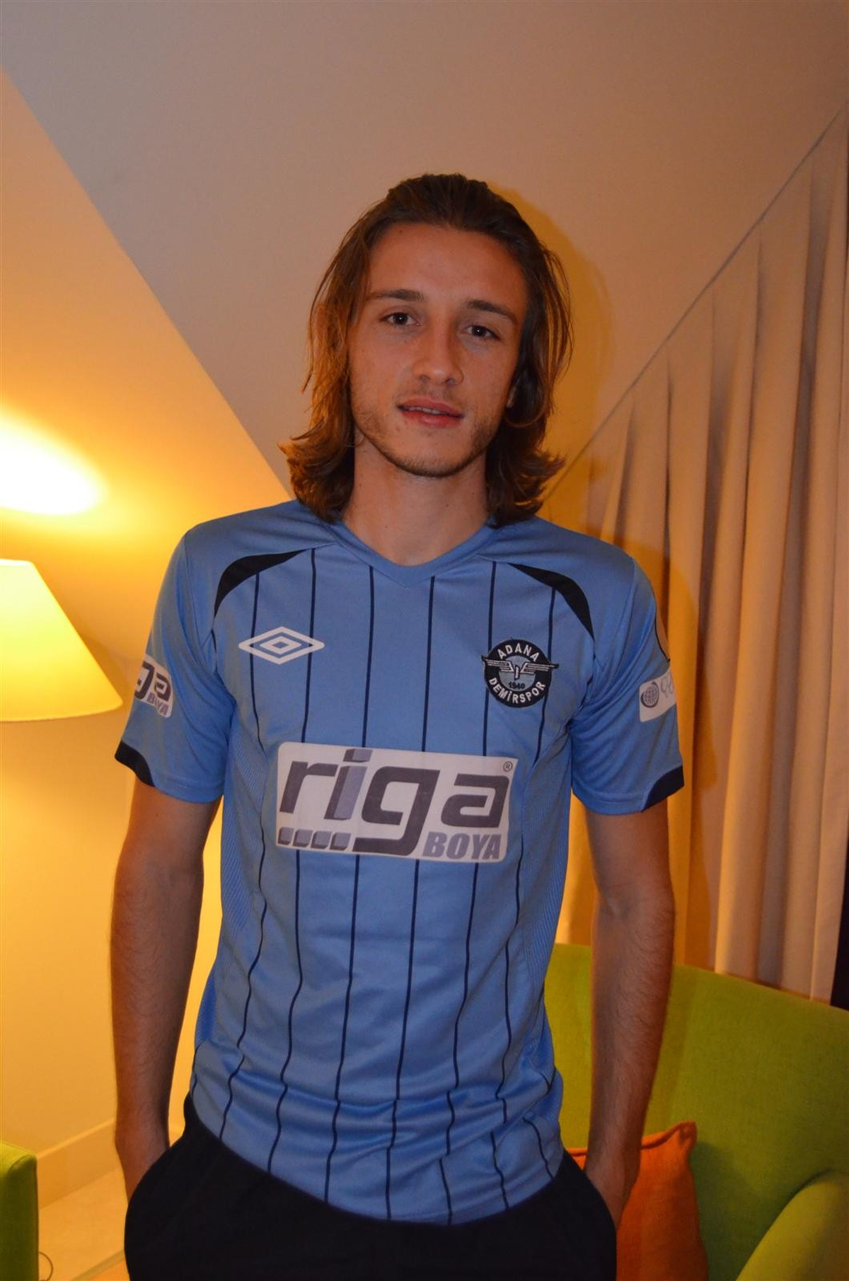 Adana Demirspor Taha Yalçınel\'i Transfer Etti
