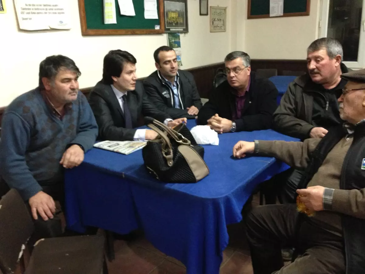 AK Parti 55 Köyde Büyükşehir Yasasını Anlattı