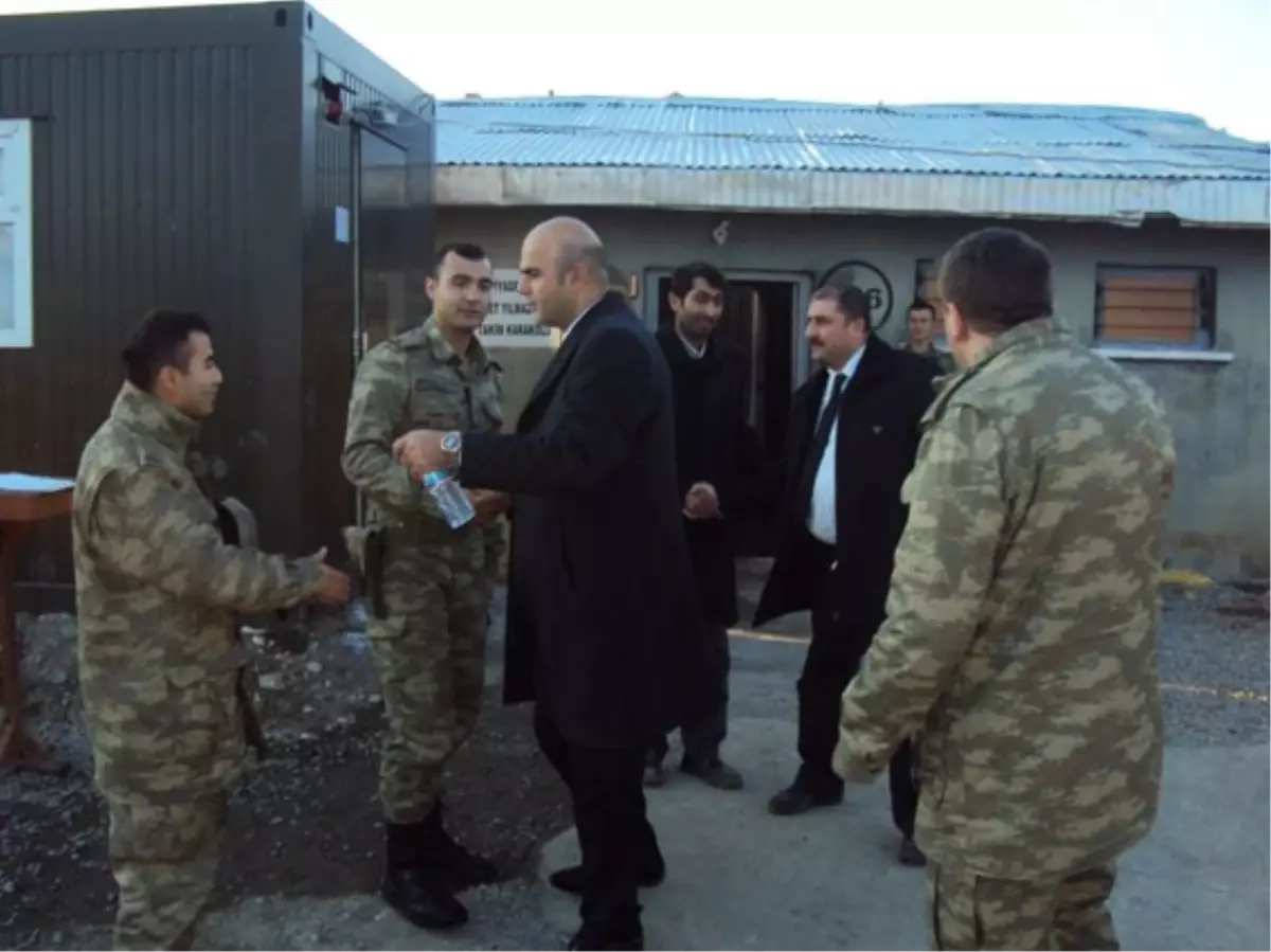 Başkan Türkan\'dan Ermenistan Sınırındaki Mehmetçiğe Ziyaret