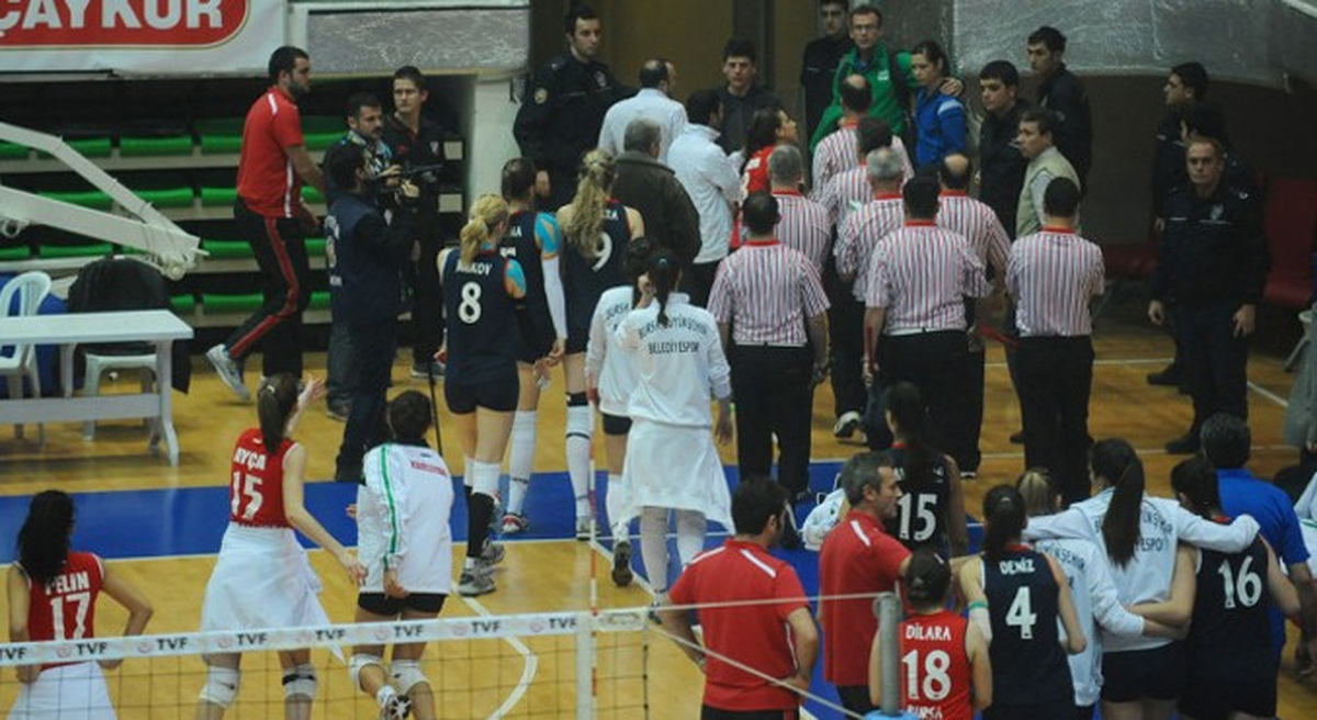 Büyükşehir Belediyespor\'dan Holiganizme Kınama