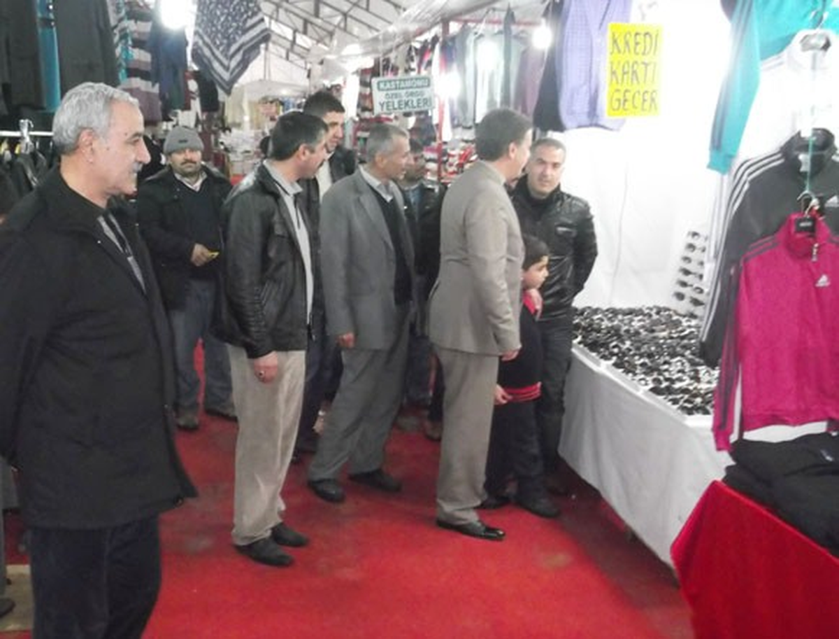 CHP\'li Karataş\'tan Fuar Esnafına Ziyaret