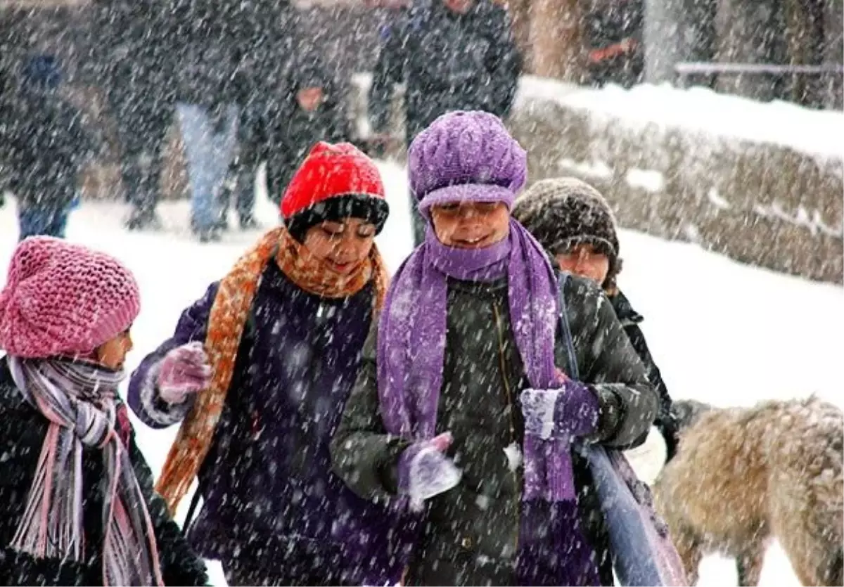 İstanbul\'da Okullar Yarın da Tatil